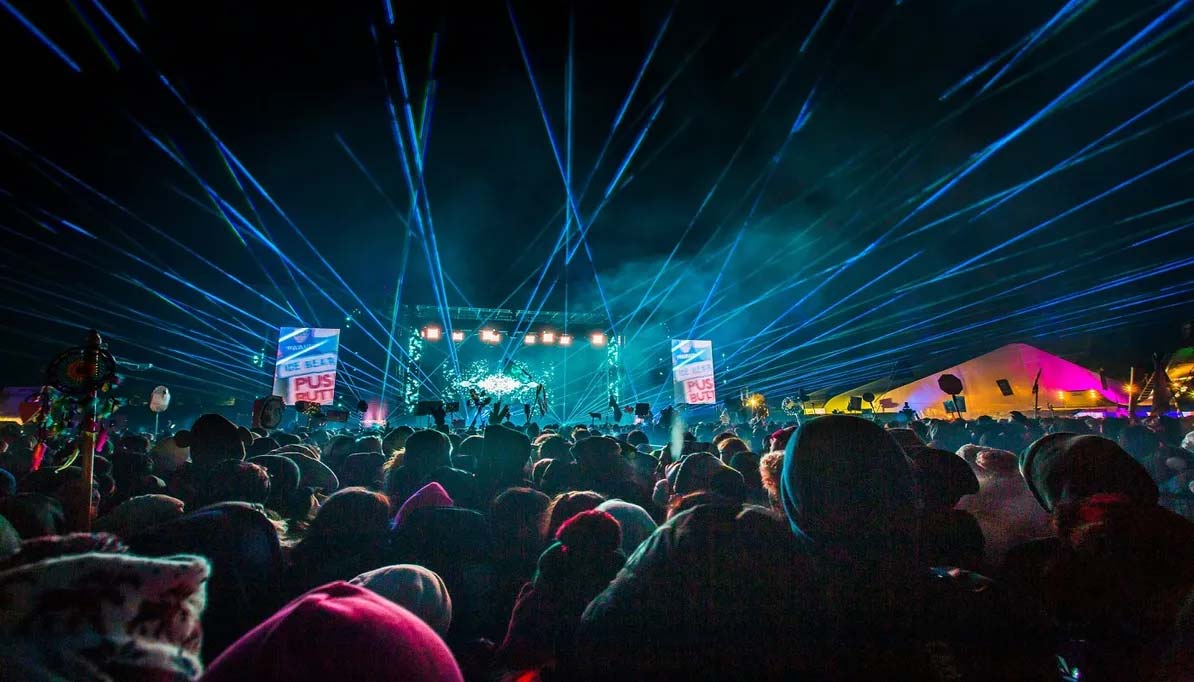 snow-globe-festival
